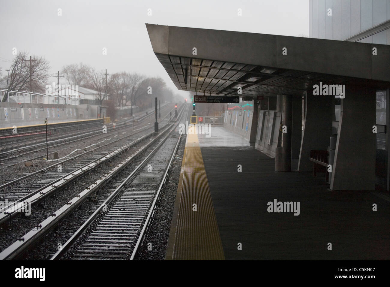 MTA subway platform, JFK Airport, Queens, NY Stock Photo