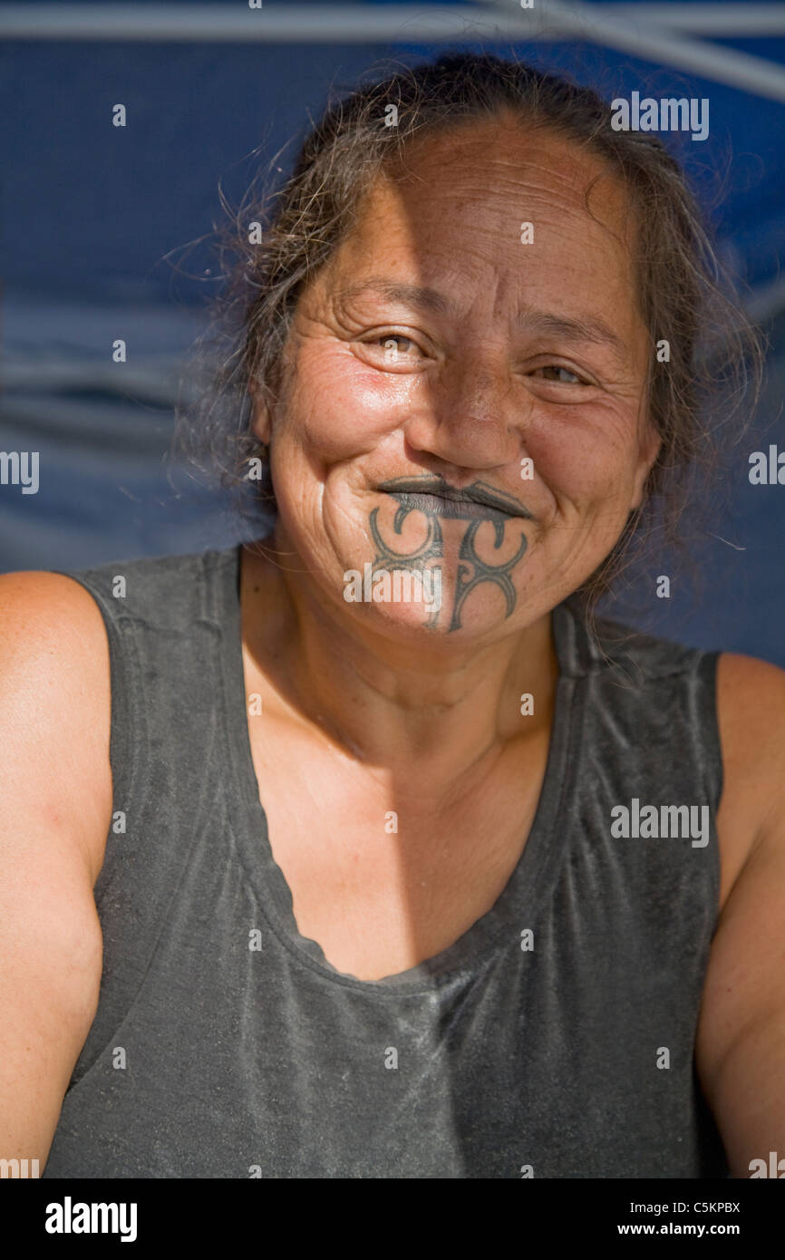 Maori tattoo face hi-res stock photography and images - Alamy