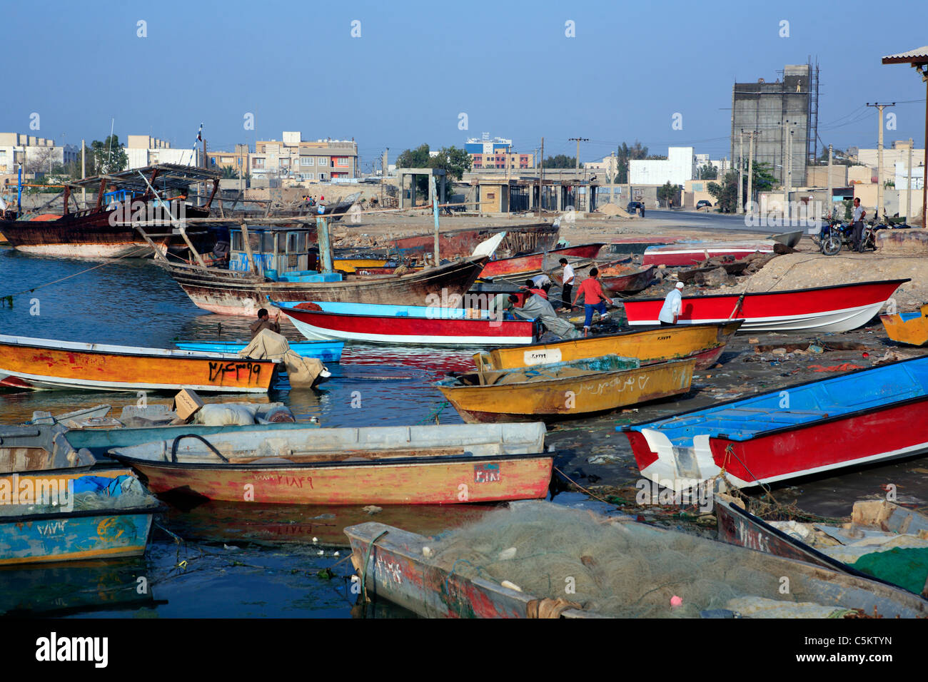 Traditional Persian Gulf (bandari) ships, Bushehr, province Bushehr, Iran Stock Photo