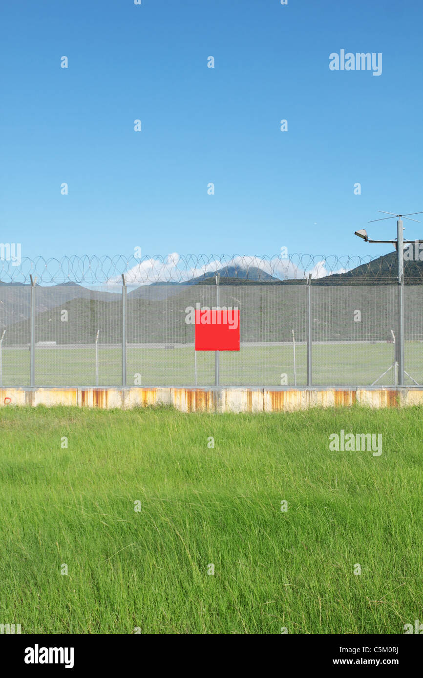 Metal grid board hi-res stock photography and images - Alamy