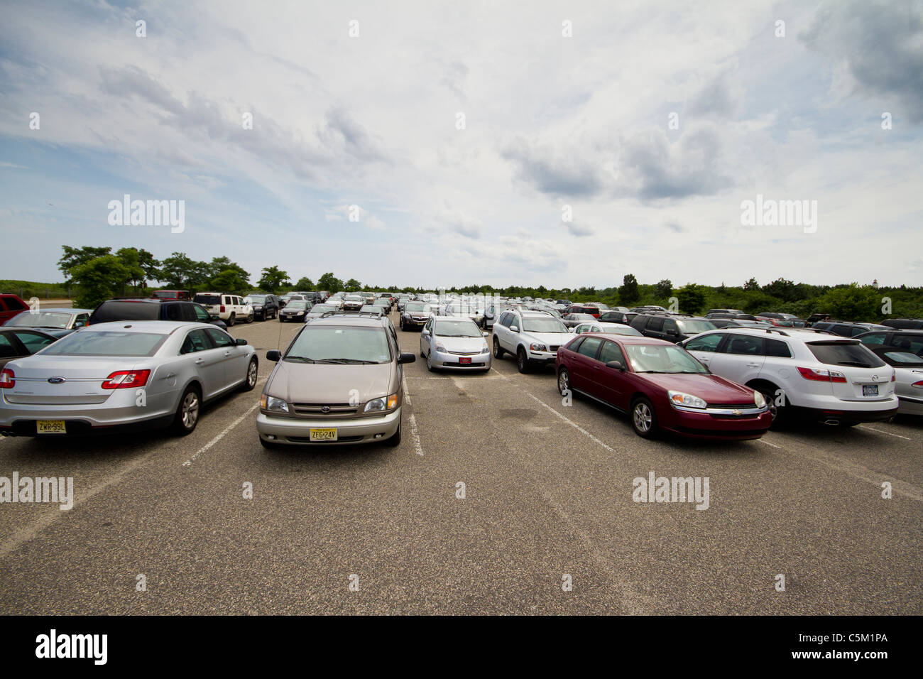 Full Parking Lot Hi-res Stock Photography And Images - Alamy