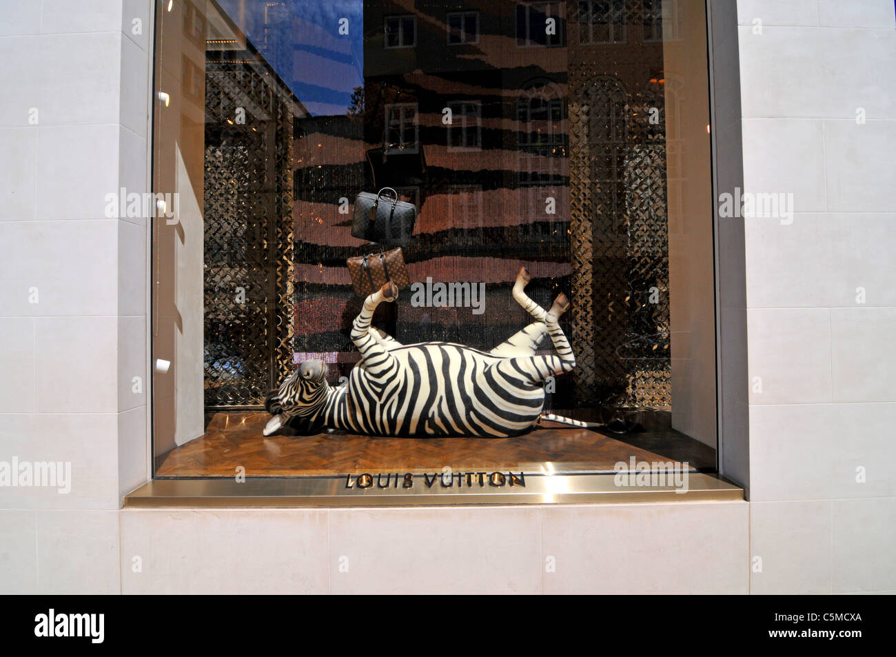 sortere Kan ikke Mirakuløs Louis Vuitton London High Resolution Stock Photography and Images - Alamy