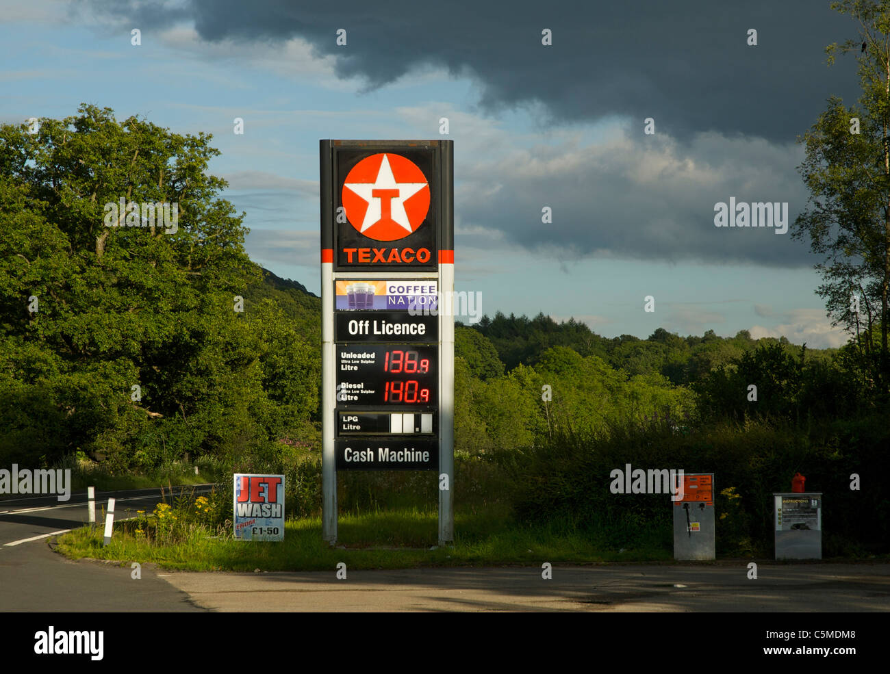 Texaco petrol station hires stock photography and images Alamy