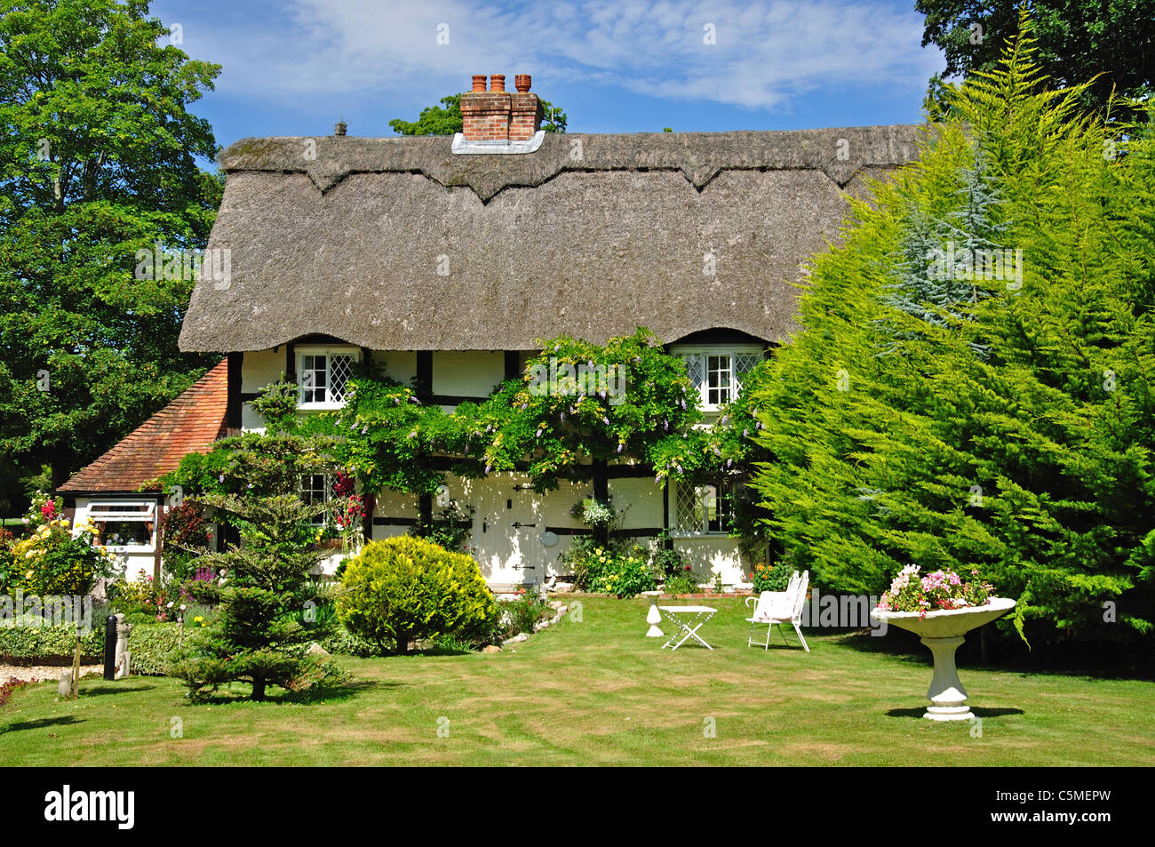 Passford Farm Cottage, Southampton Road, Lymington, New Forest, Hampshire, United Kingdom Stock Photo