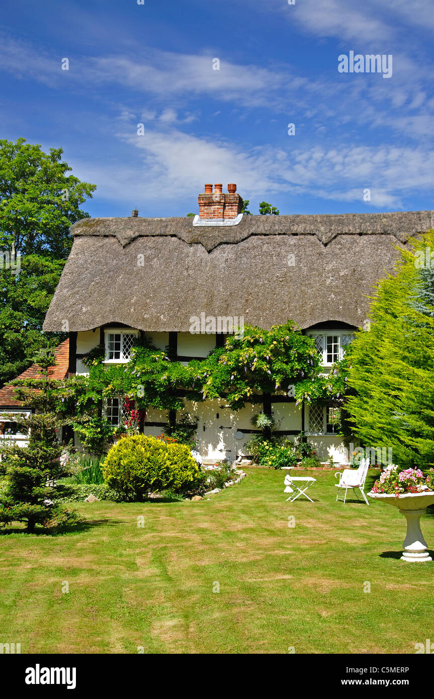 Passford Farm Cottage, Southampton Road, Lymington, New Forest, Hampshire, United Kingdom Stock Photo