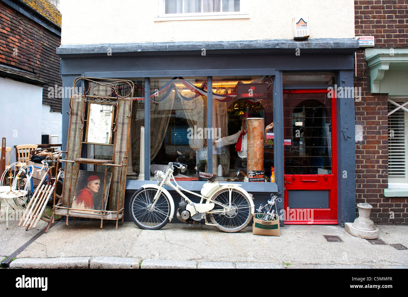 Antique shop in Hastings Old Town, Hastings, Sussex, UK Stock Photo Alamy