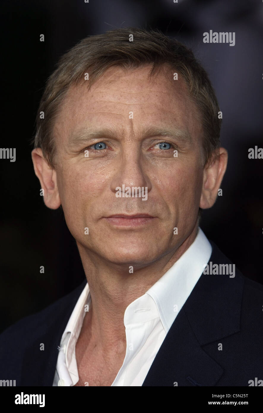 DANIEL CRAIG COWBOYS AND ALIENS. WORLD PREMIERE SAN DIEGO CALIFORNIA USA 23 July 2011 Stock Photo