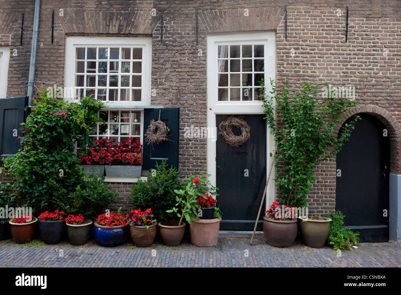 17th century houses hi-res stock photography and images - Alamy