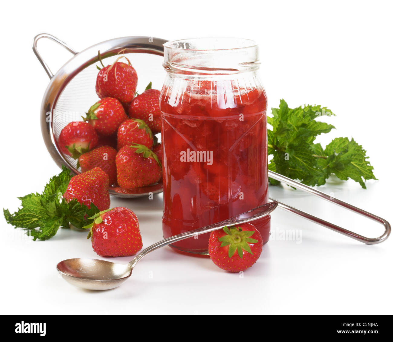 Strawberry jam jar hi-res stock photography and images - Alamy