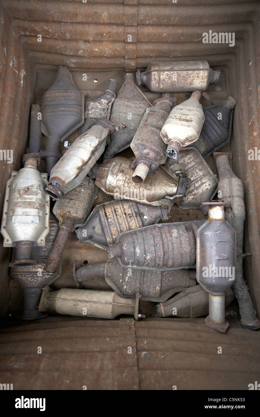 Catalytic converters hires stock photography and images Alamy