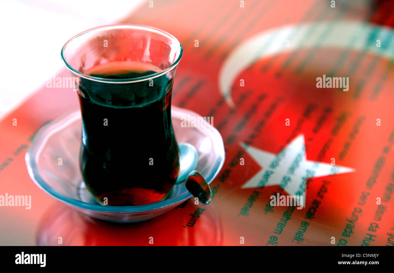 Turkey Glass Of Tea Chay Stock Photo Alamy
