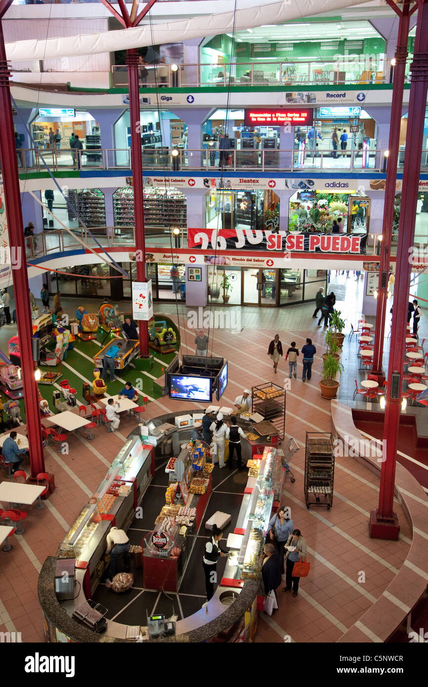 Shopping mall latin america hi-res stock photography and images - Alamy