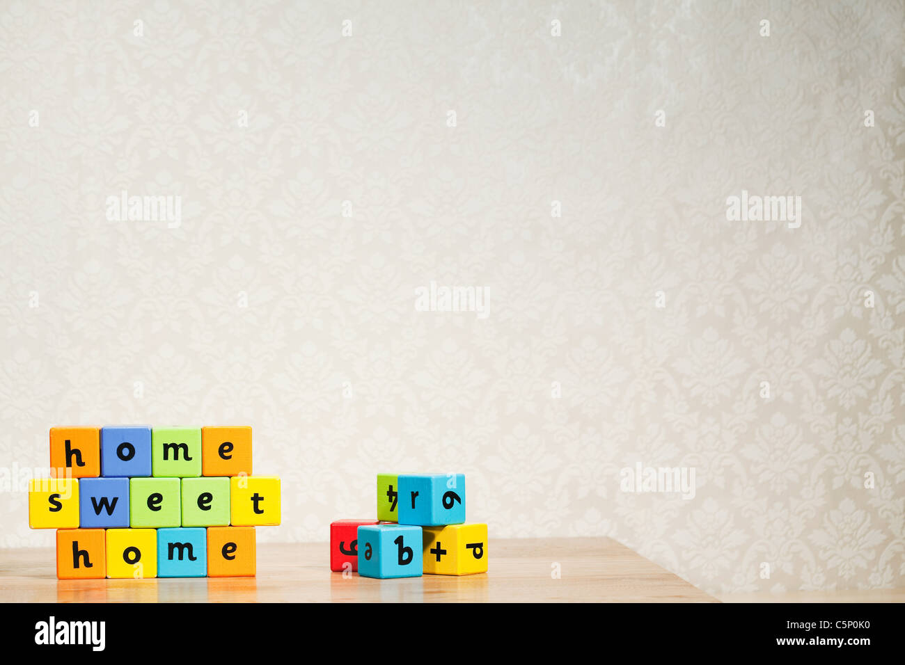 Spelling blocks hi-res stock photography and images - Alamy