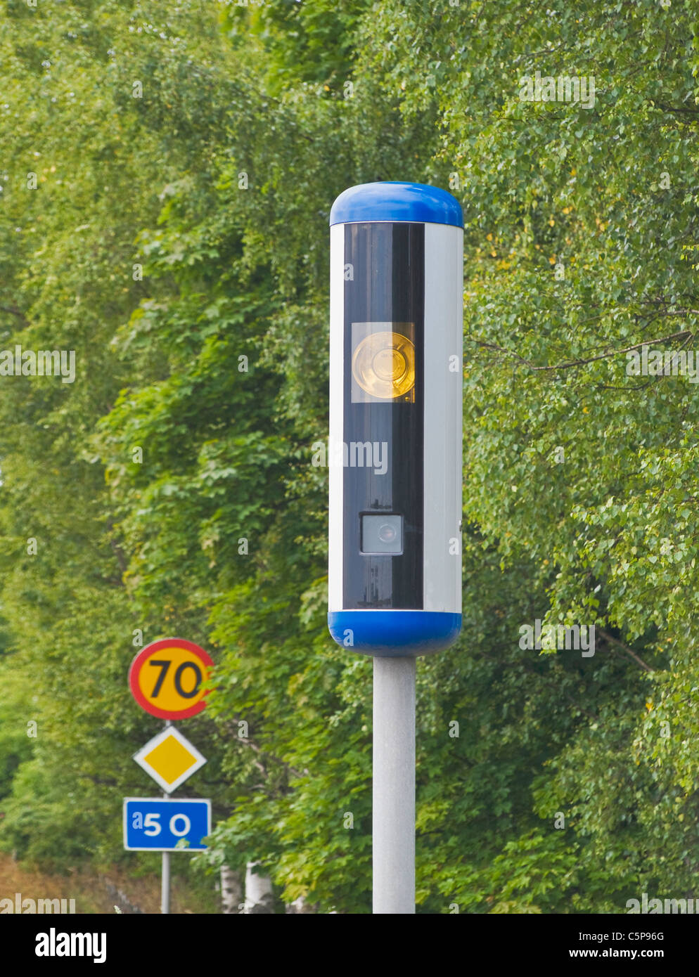 Gerät zur Geschwindigkeitsüberwachung, Schweden, Europa | instrument for speed monitoring, Sweden, Europe Stock Photo