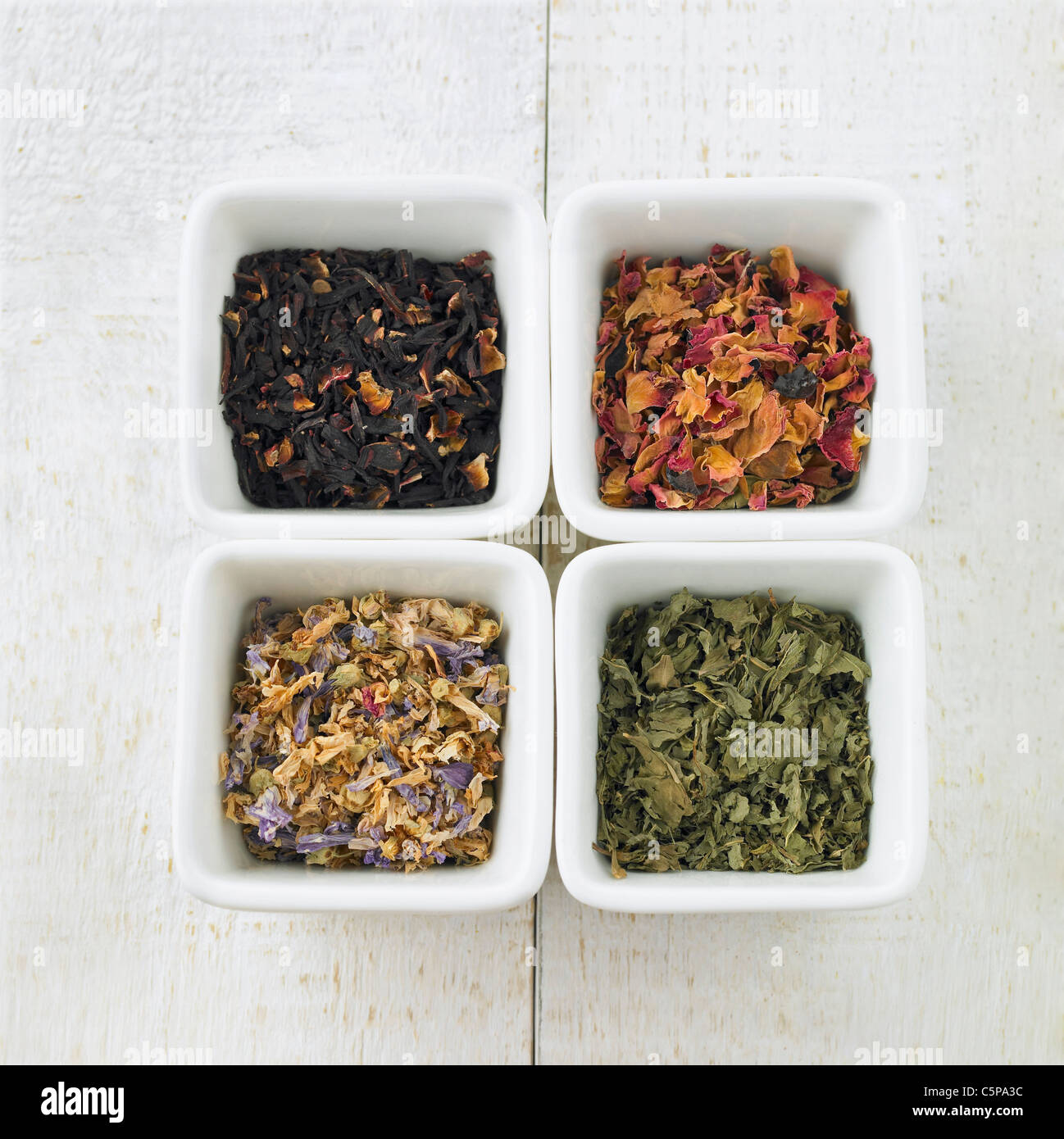 Dried tea leaves Stock Photo - Alamy