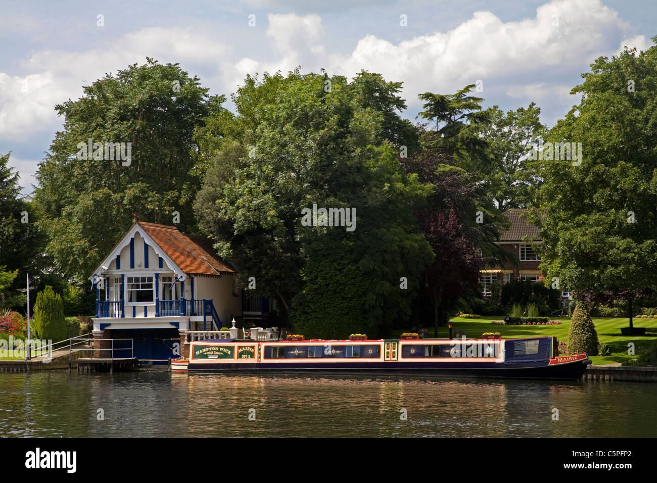 riverside property river thames hampton wick middlesex england Stock