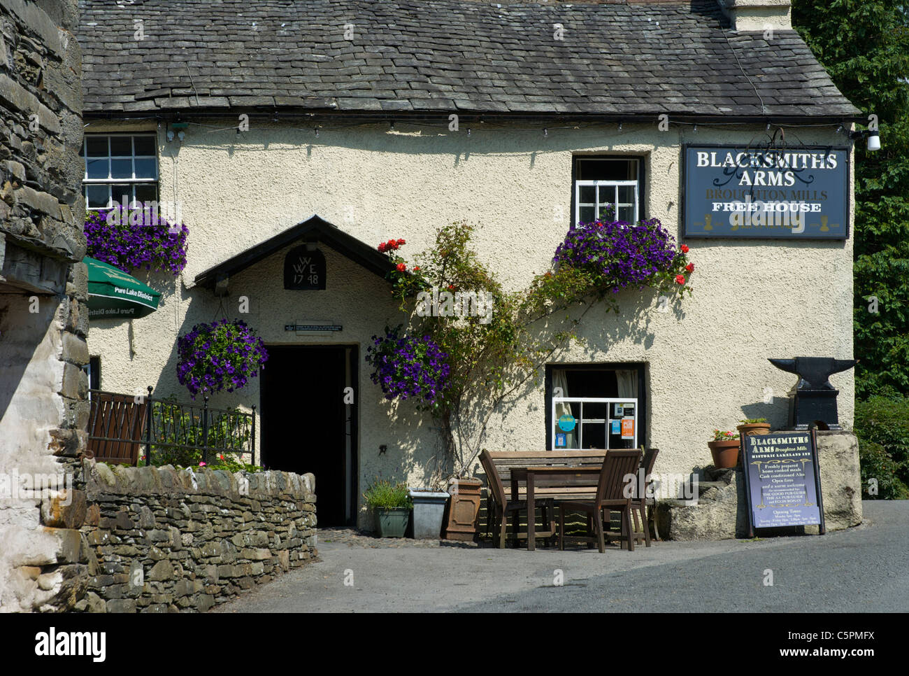 Blacksmiths arms cumbria hires stock photography and images Alamy