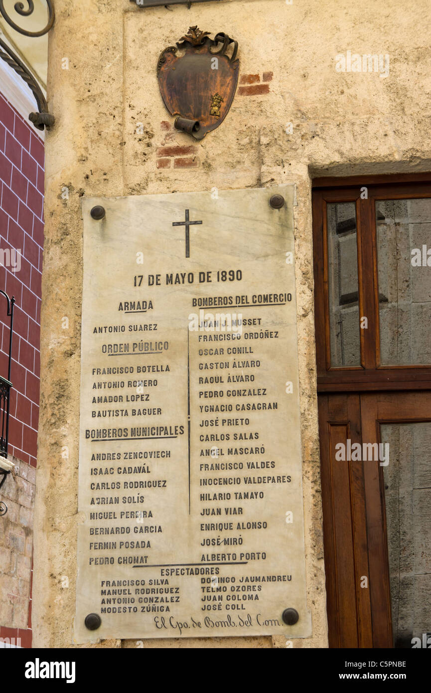 Plaque commemorating the firefighters who lost their lives in the great fire of May 17, 1890, Havana, Cuba. Stock Photo