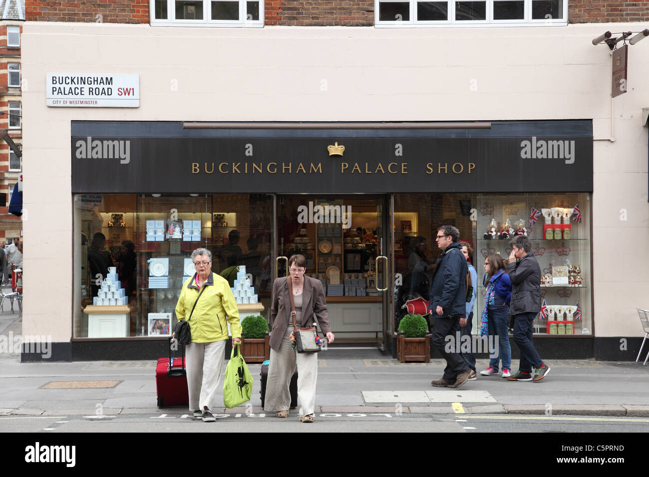 Buckingham Palace Shop, Buckingham Palace Road, London, England, U.K. Stock Photo