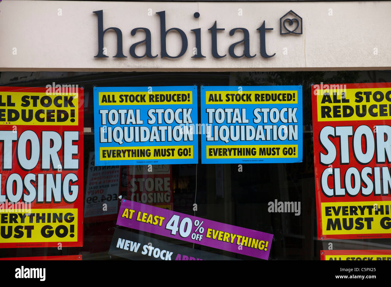 Habitat Store Closing Down Sale Stock Photo