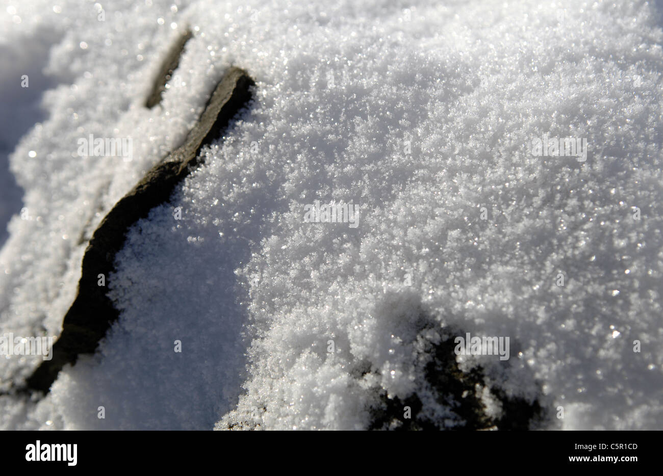 Snow Changes Rocks Snow on rocks hi-res stock photography and images - Alamy