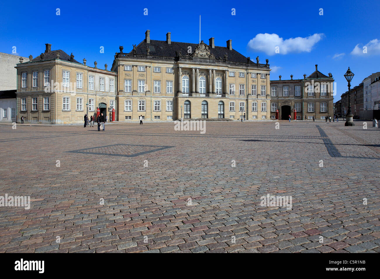 Amalienborg Palace (1750-1760, architects Nicolai Eigtved, Laurids de Thurah), Copenhagen, Denmark Stock Photo