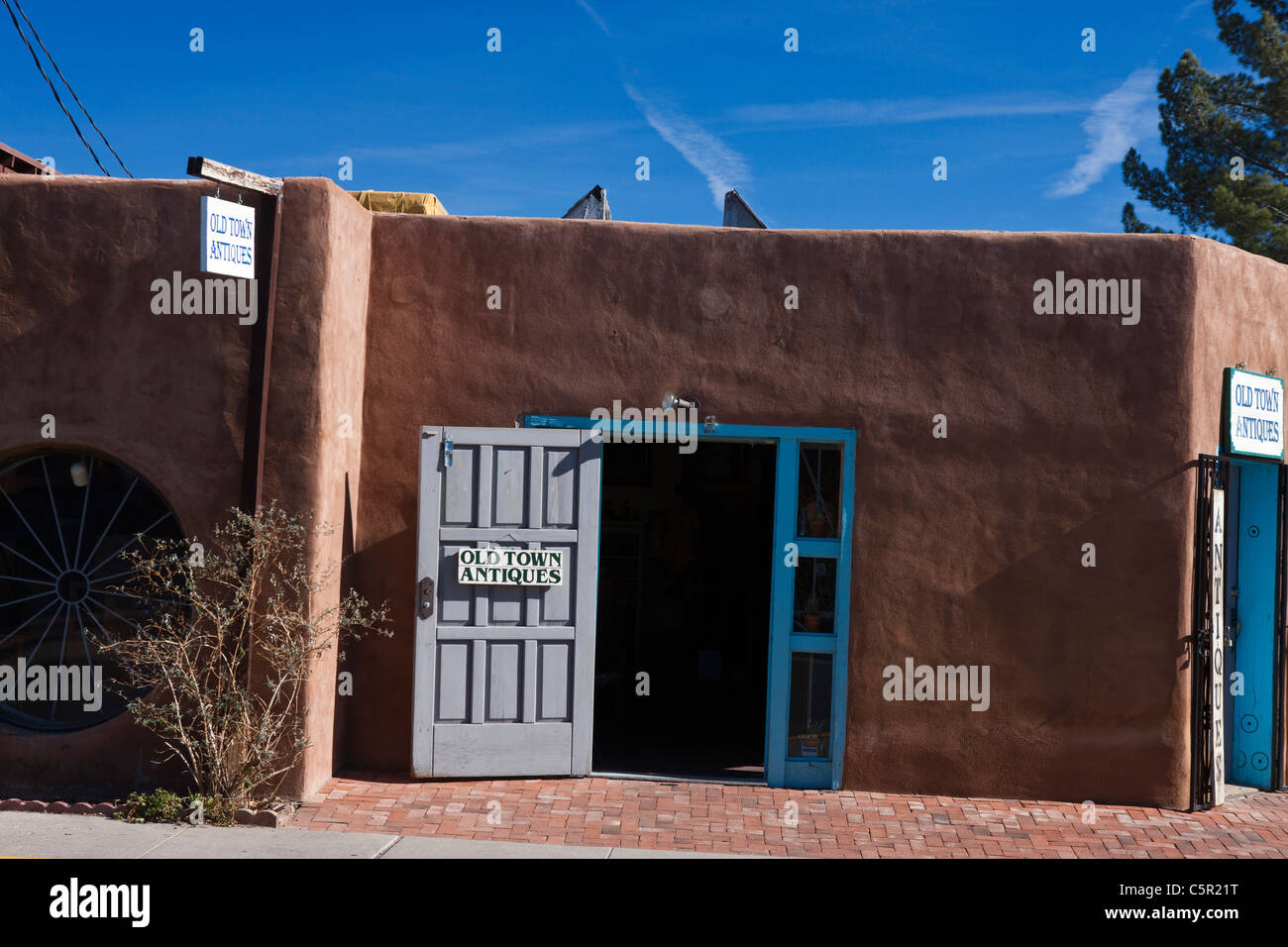 Adobe style building for Old Town Antiques store, Albuquerque, New Mexico, United States of America Stock Photo