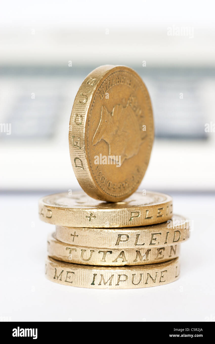 One Pound Coins Stock Photo - Alamy
