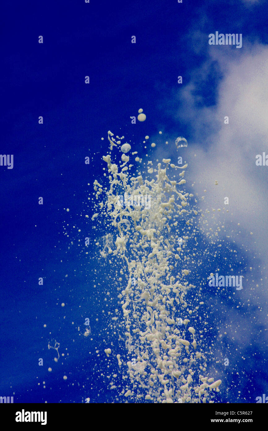 Drops of water in suspension hires stock photography and images Alamy