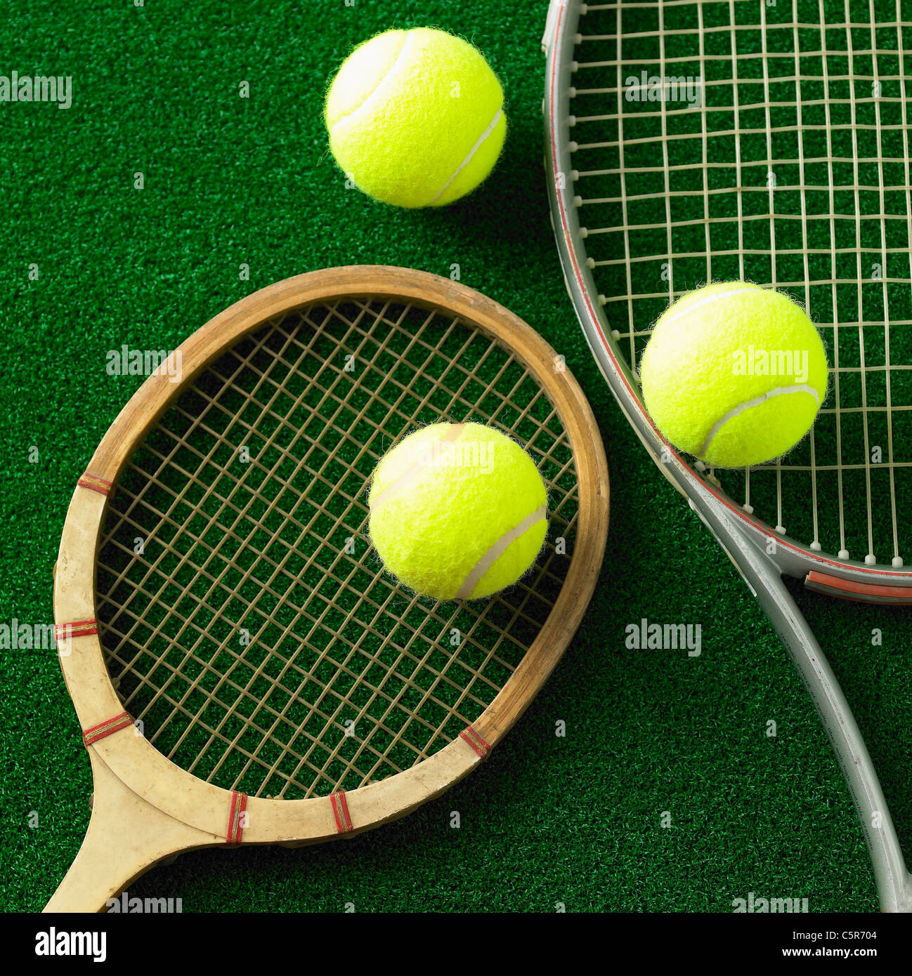Tennis racket and tennis ball Stock Photo - Alamy