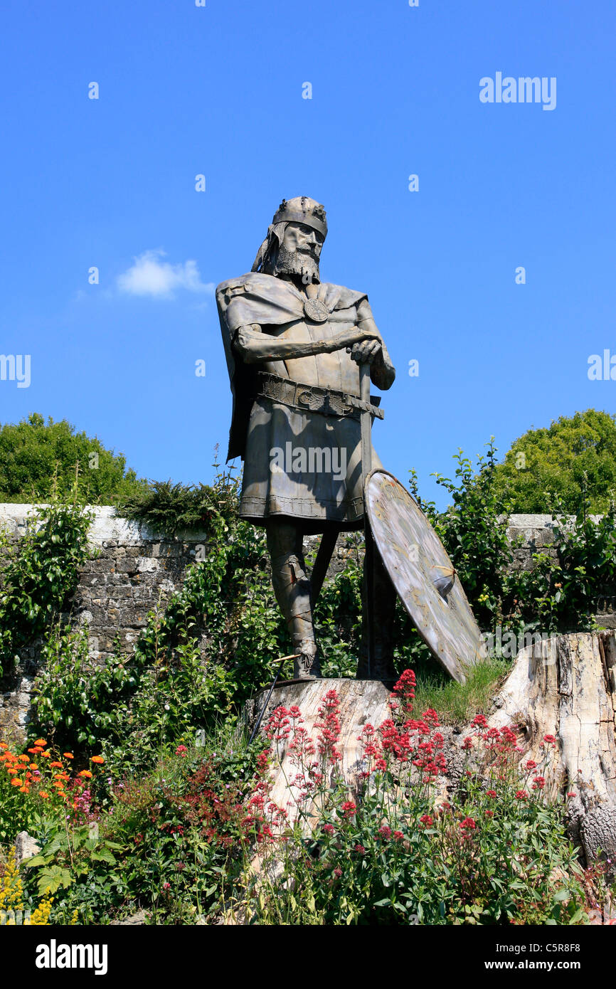 King Arthur Statue Stock Photos & King Arthur Statue Stock Images Alamy