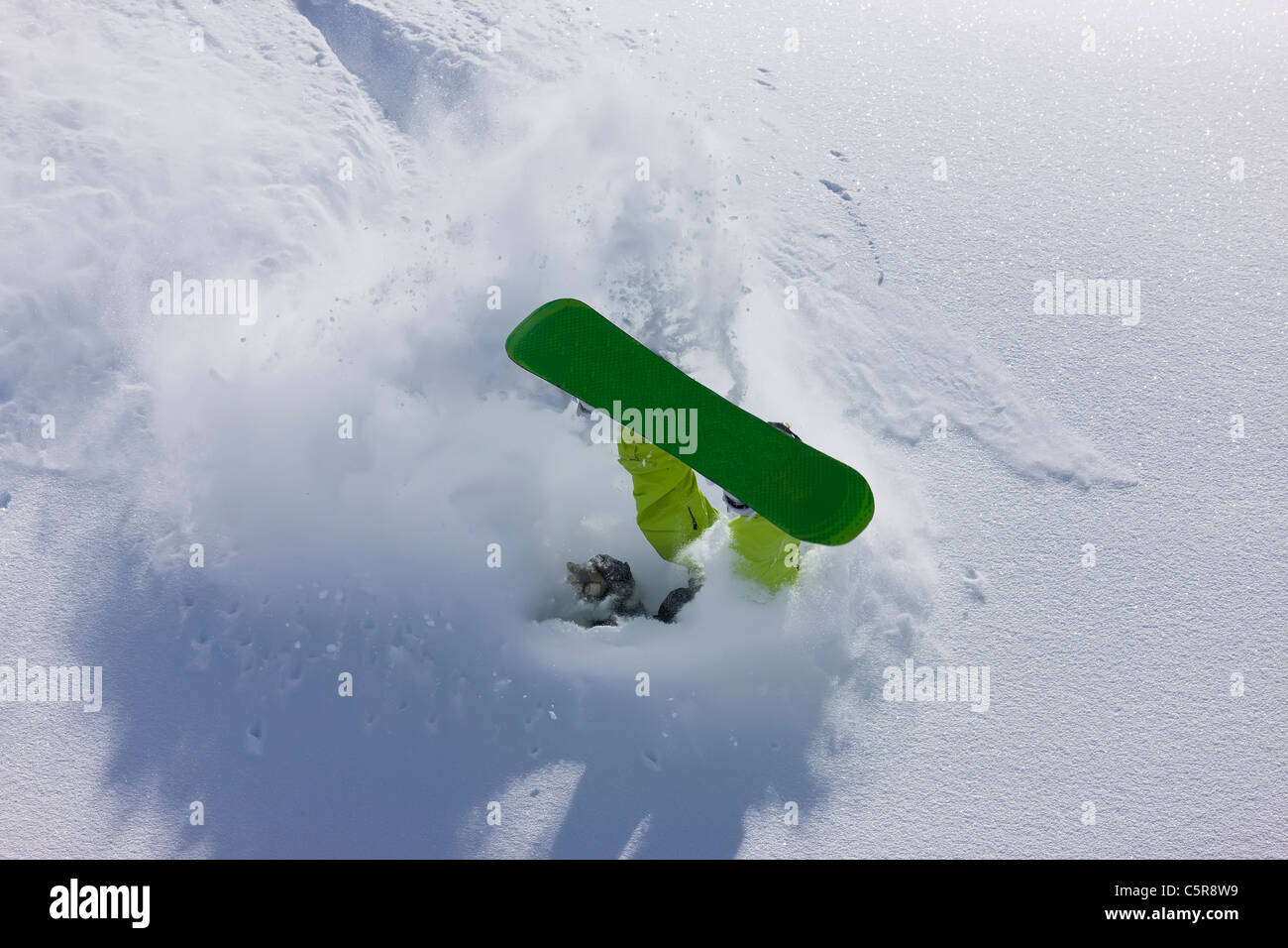 Snowboard crash hi-res stock photography and images - Alamy