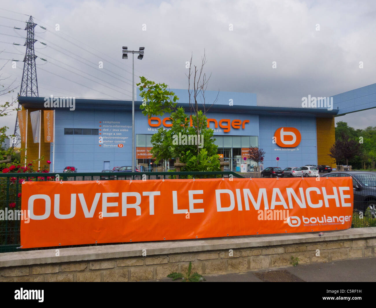Paris, France, Electronics Store, Boulanger, French Sign "Open on Sundays"  in Creiteil Suburbs Stock Photo - Alamy
