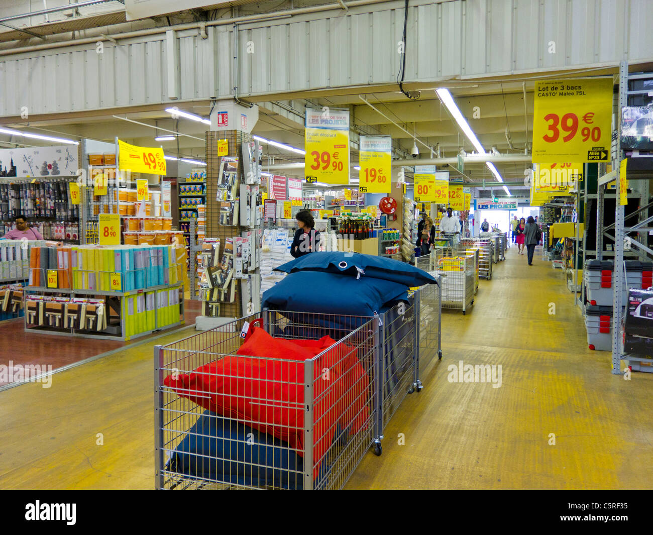 Paris, France, inside, DIY Hardware Store, Housewares, Conforama in Creiteil Aisles