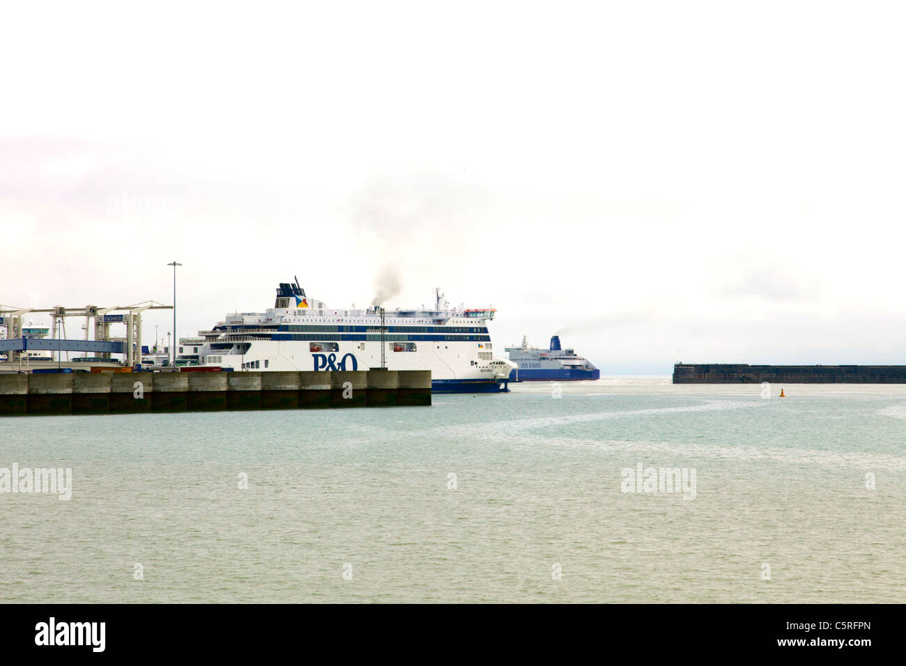 P&O ferry in Dover Harbour Stock Photo - Alamy