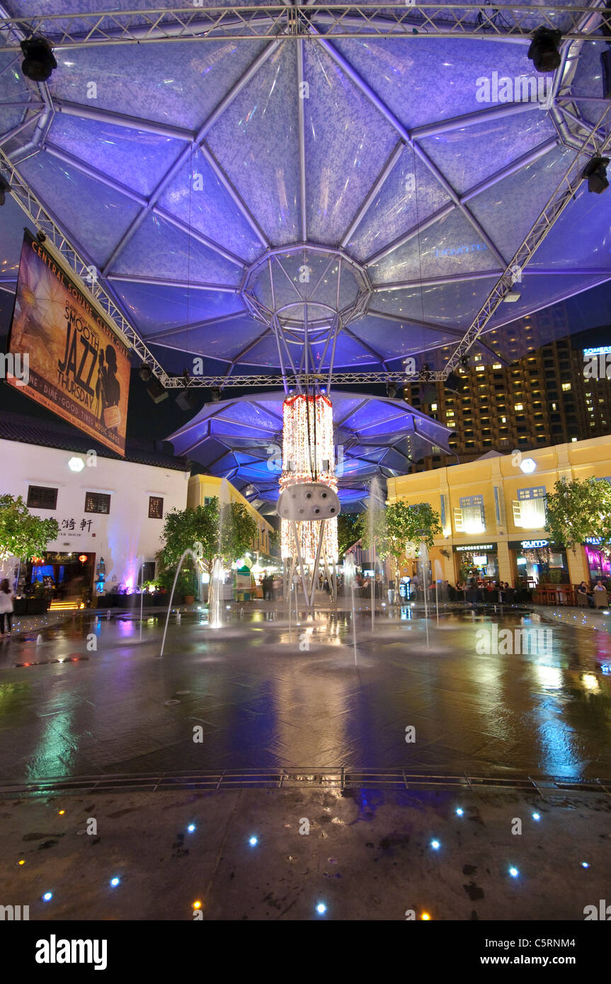Hip party district Clarke Quay at Singapore River at night, nightlife ...