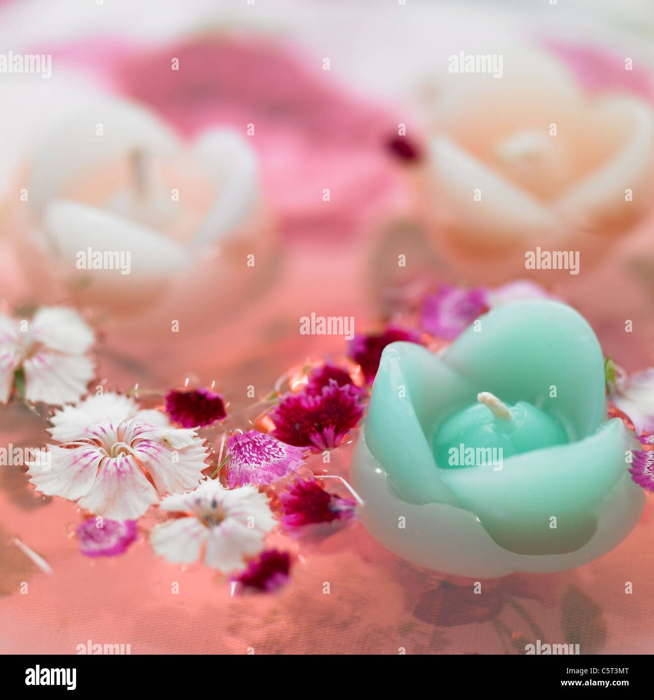 Candle floats hires stock photography and images Alamy