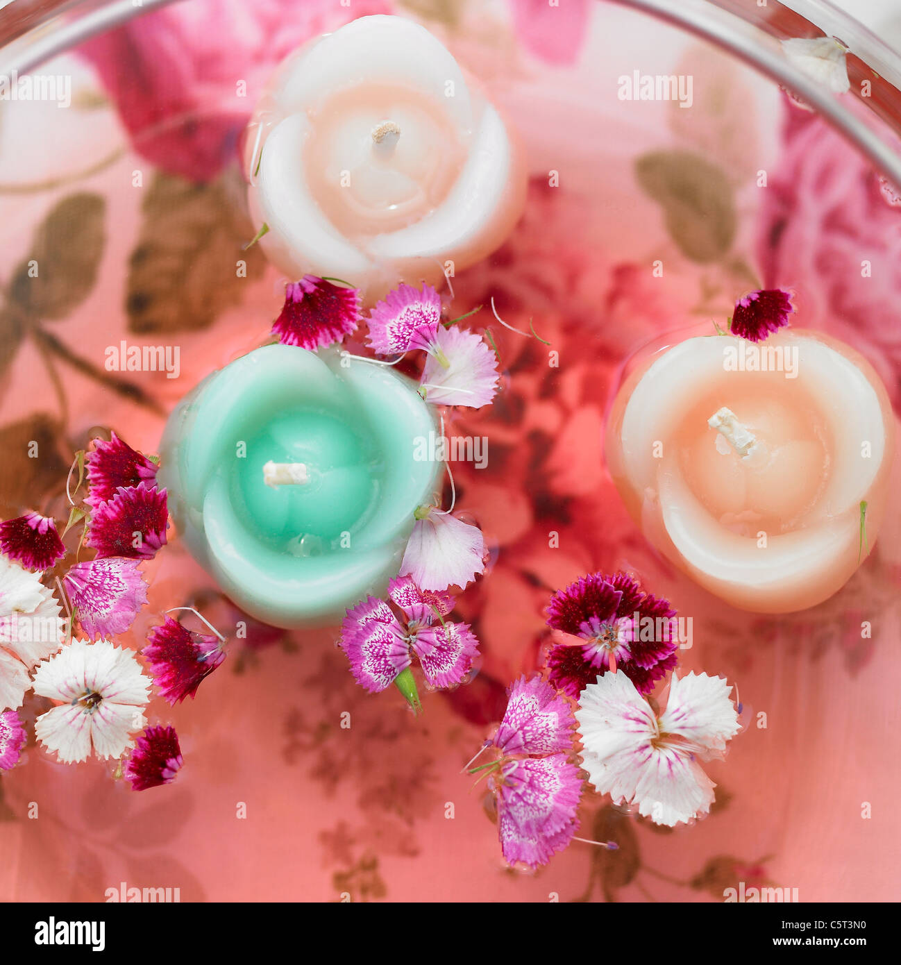 Candle floats hires stock photography and images Alamy