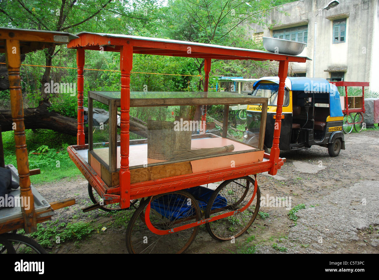 Bicycle cart in india hi-res stock photography and images - Page 3 - Alamy