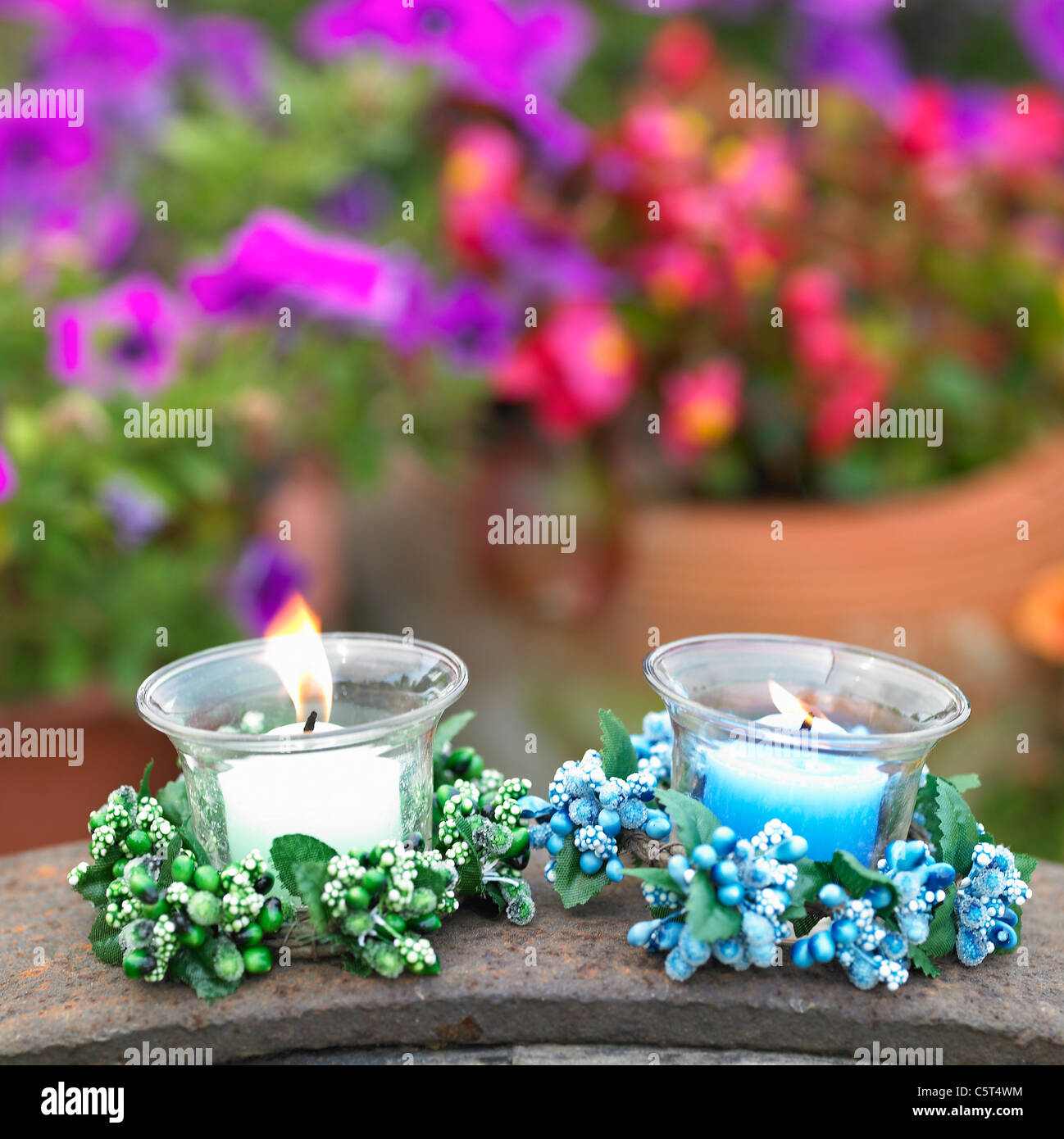 Candles and flowers hires stock photography and images Alamy