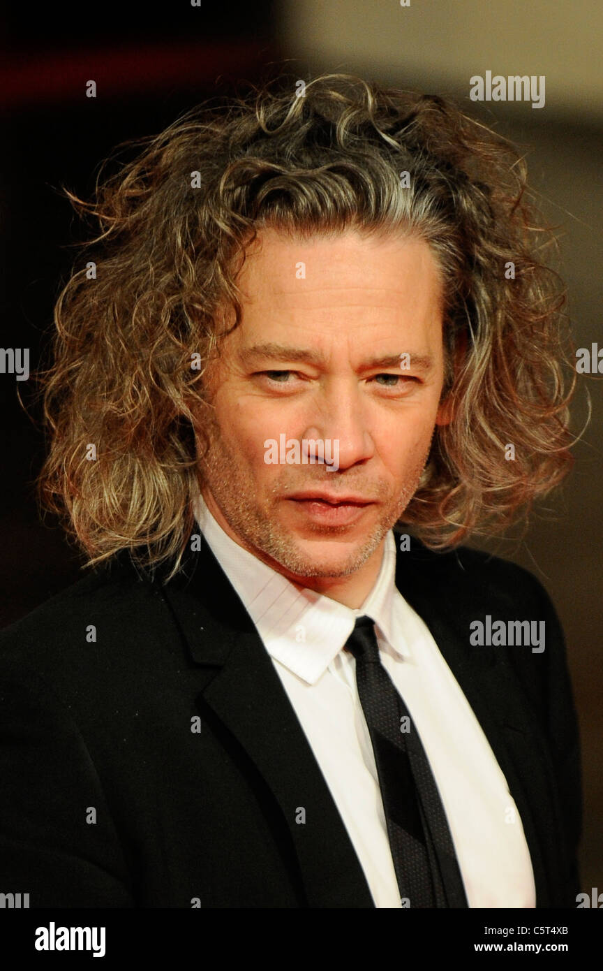 Dexter fletcher hi-res stock photography and images - Alamy