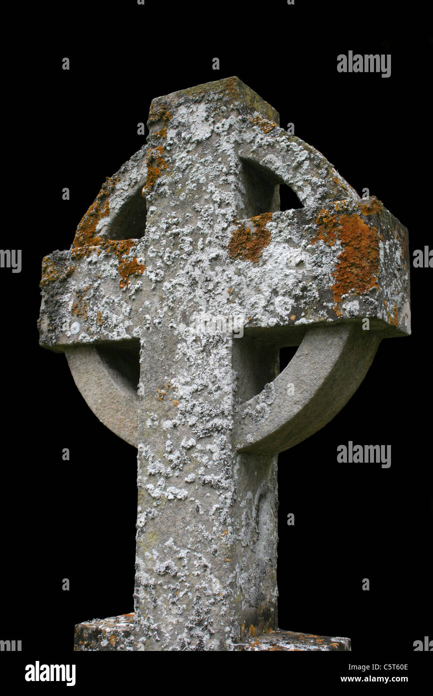 Lichen gravestone hi-res stock photography and images - Alamy