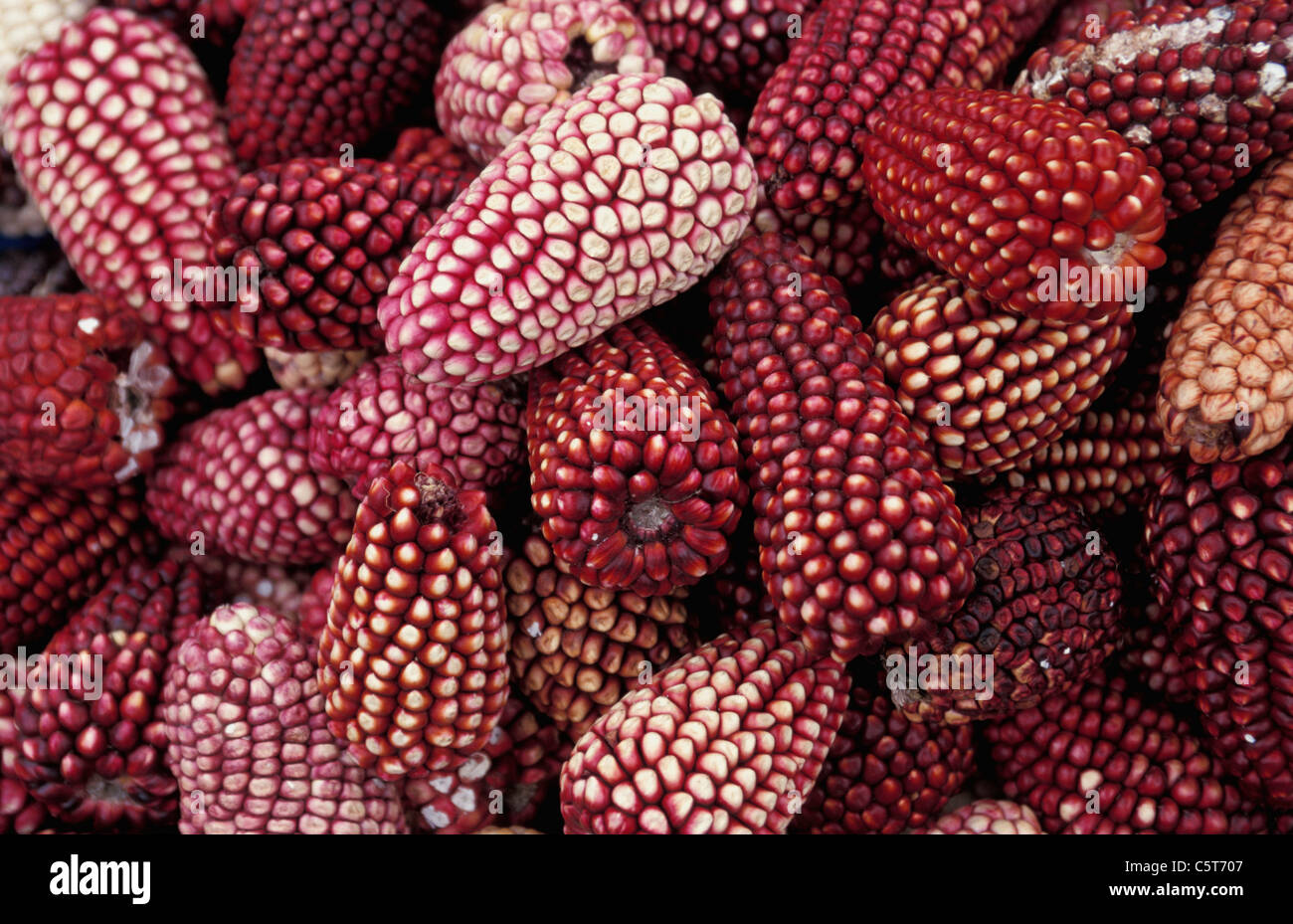 Peru, Zea corn market of Chinchero Stock Photo
