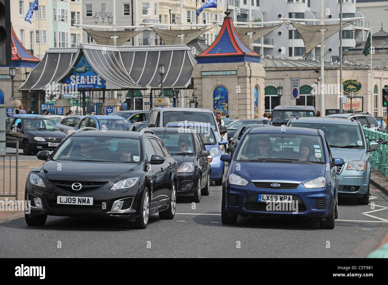 Traffic congestion on Brighton seafront UK Stock Photo