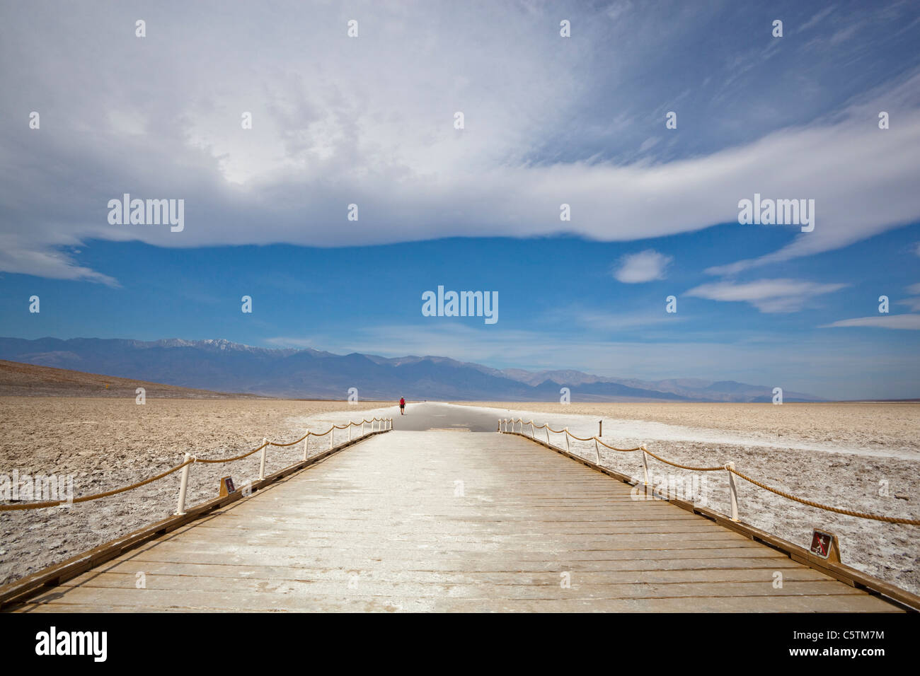 Death valley california at badwater hi-res stock photography and images ...
