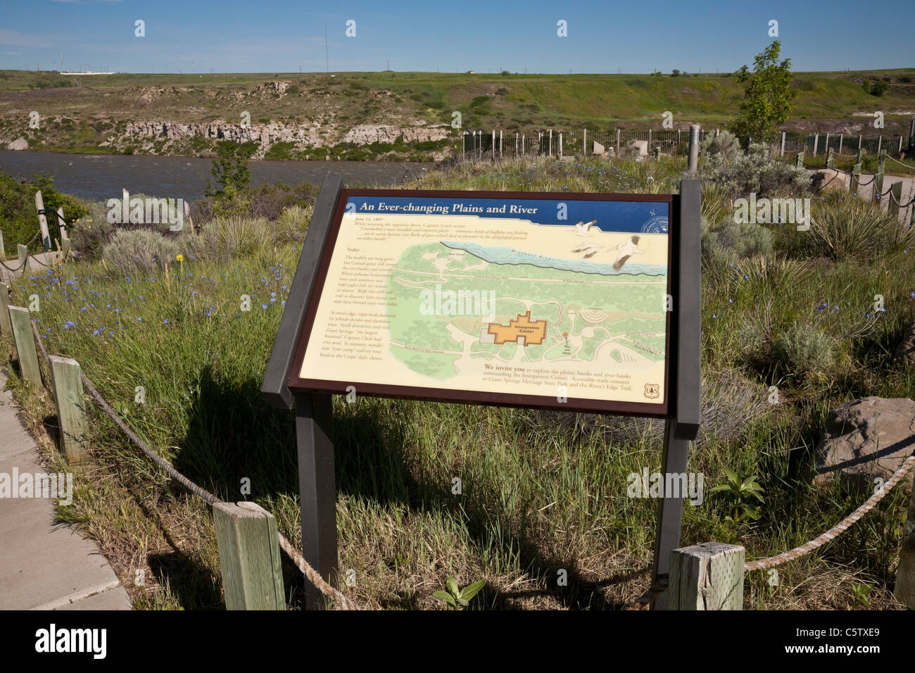 Sign with Map at the Lewis amp Clark - Sign With Map At The Lewis Clark National Historic Trail Interpretive C5TXE9 