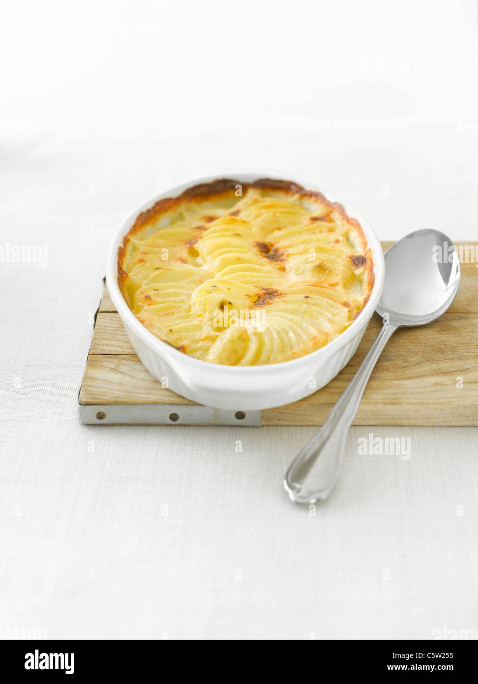 Potato gratin in casserole Stock Photo Alamy