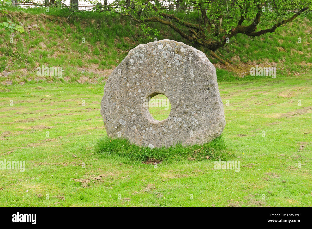 The Wedding Stone at The Two Bridges Hotel Dartmoor Stock Photo Alamy