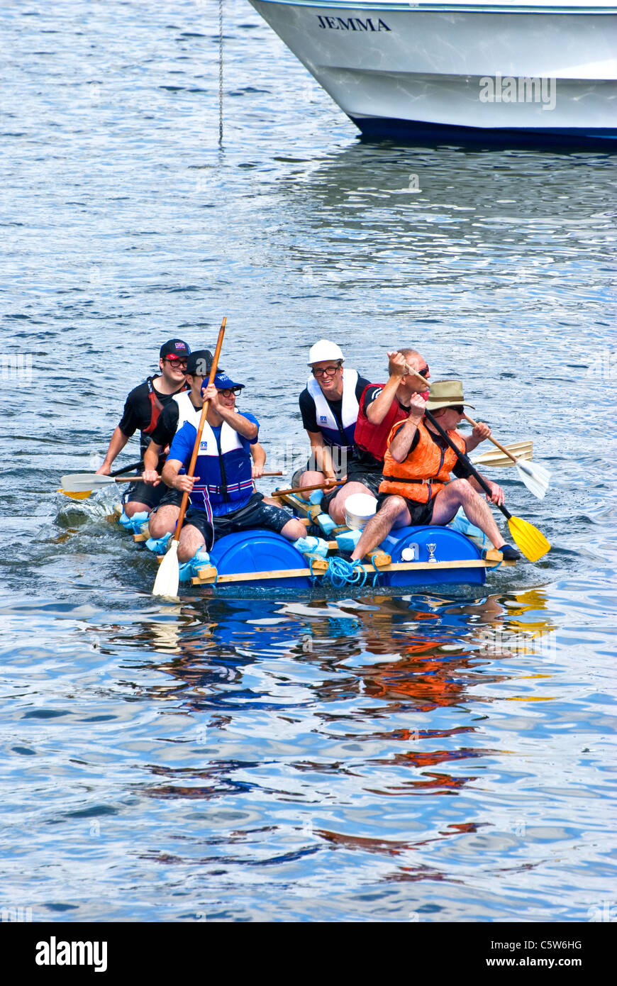 Raft competition hi-res stock photography and images - Alamy