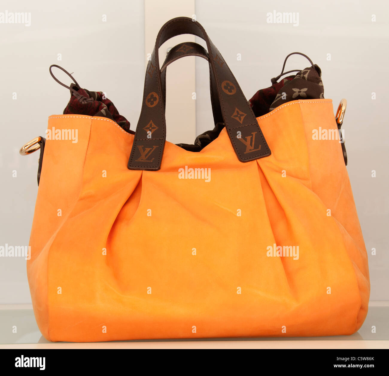 Louis Vuitton mock fake imitation forgery sham bag bags Turkey